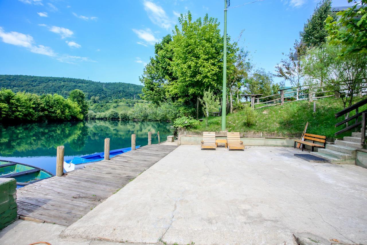 Apartments River Una 3 Bihać Buitenkant foto